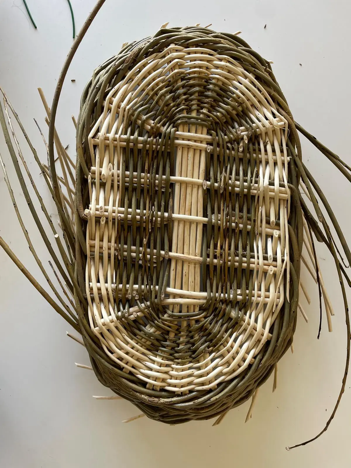 Oval base